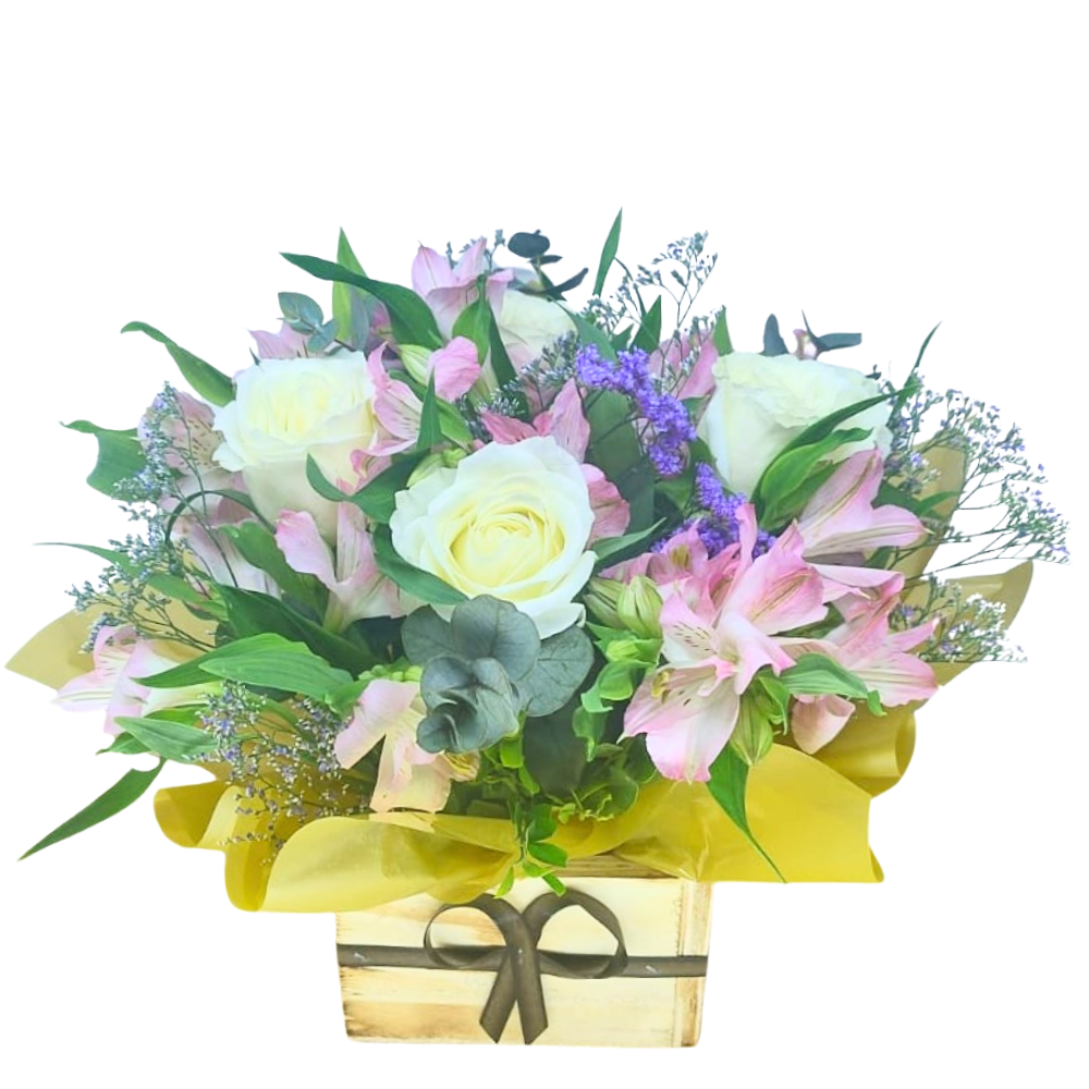 Arranjo Pequeno - Rosas Brancas e Astrom�lias